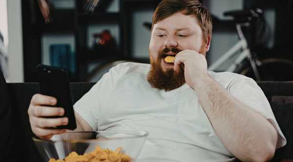 Qué son los atracones y comer en exceso con sensación de pérdida de control